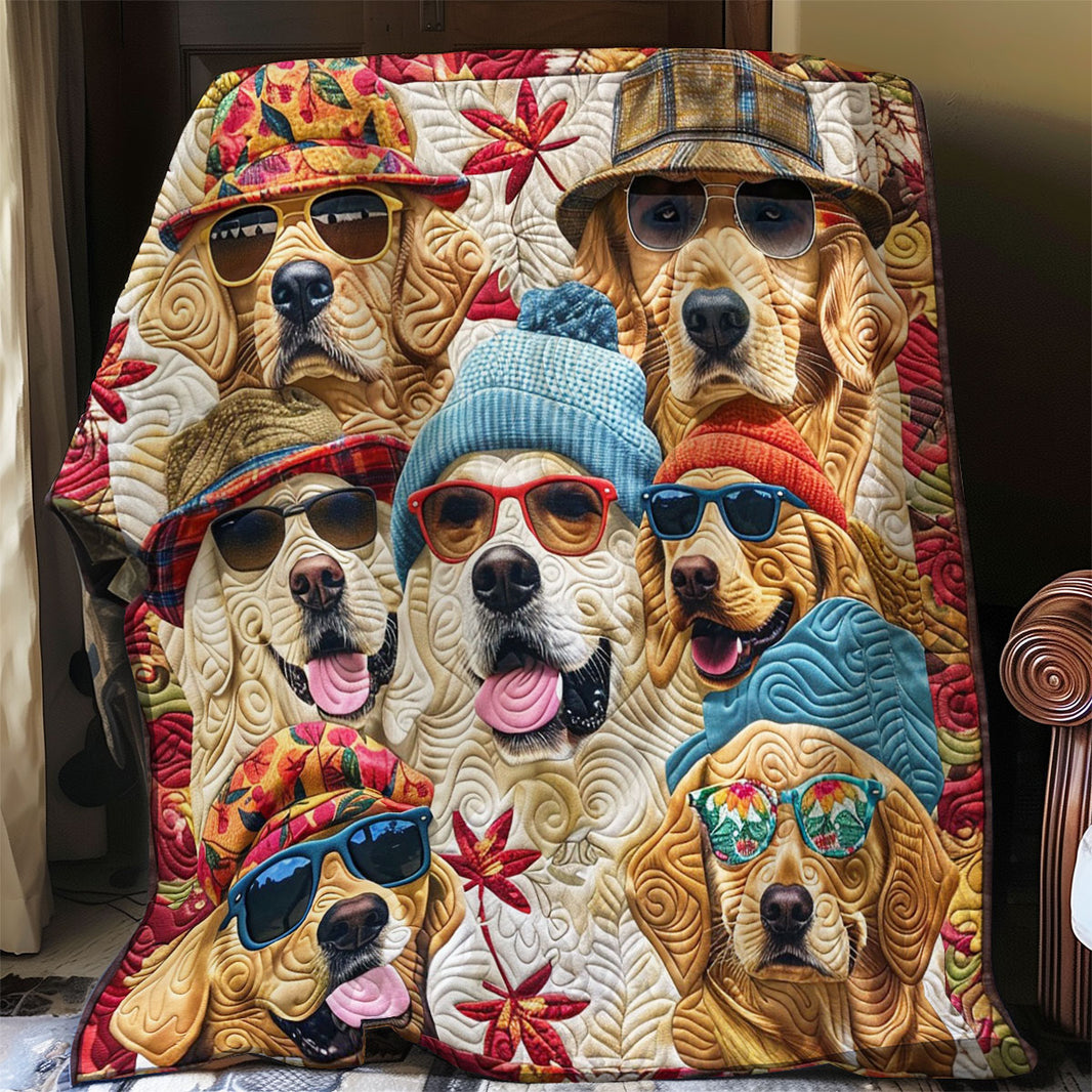 Cozy Golden Retriever Crew Quilted Table Topper NCU0HNH128