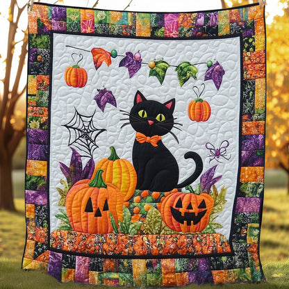 Cat Loves Halloween XR0808006CL Quilt