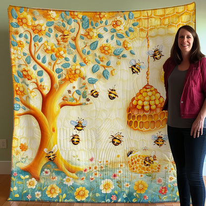 Buzzing Wonders Bees WO0308022CL Quilt