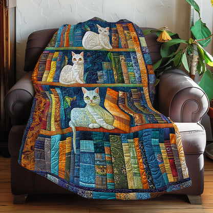 White Cats And Books XR0508019CL Quilt