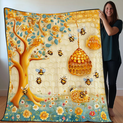 Buzzing Wonders Bees WO0308022CL Quilt