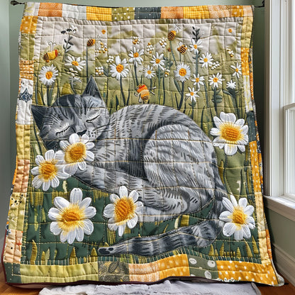 Sleeping Gray Cat XR3007048CL Quilt