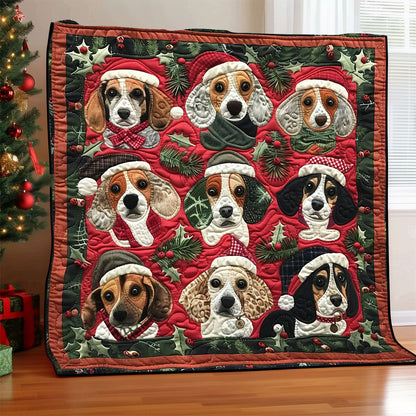 Beagles Christmas XR1508023CL Quilt