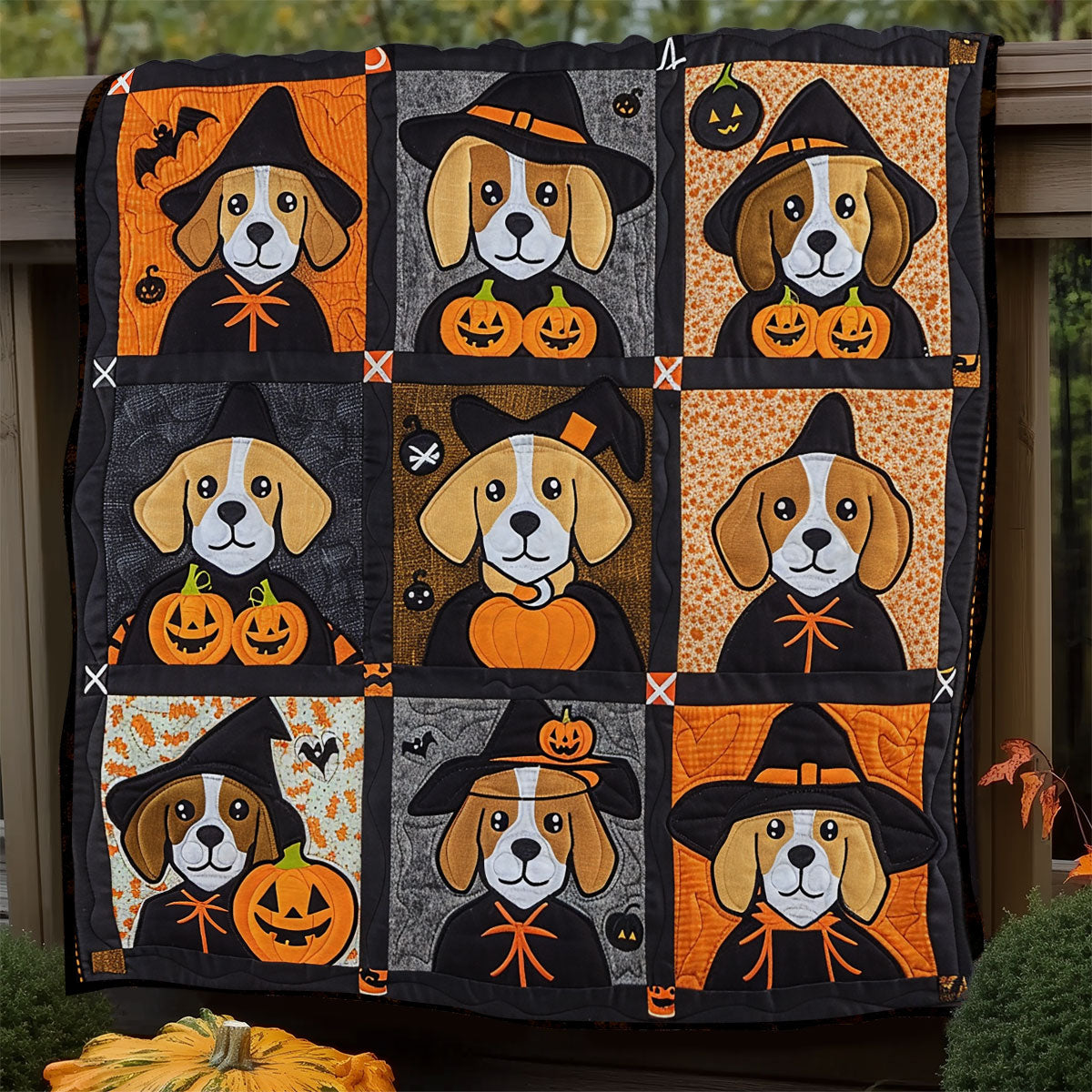 Beagle Halloween XR1908009CL Quilt