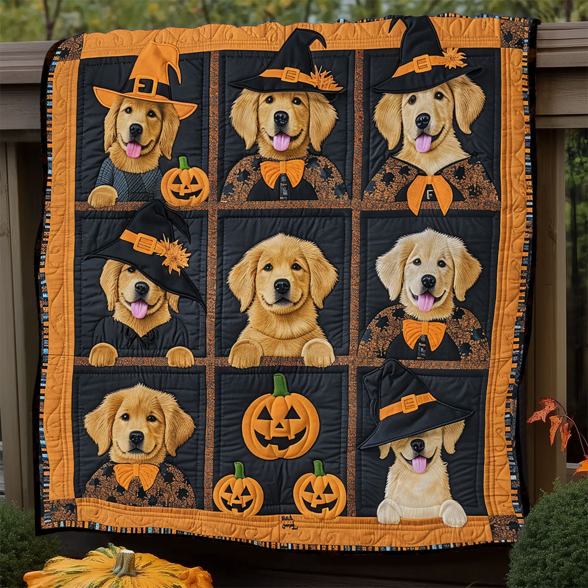 Golden Retriever Witches XR1908029CL Quilt