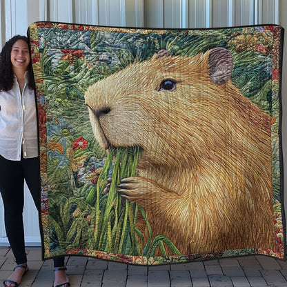 Capybara Eats Grass WN0708054CL Quilt