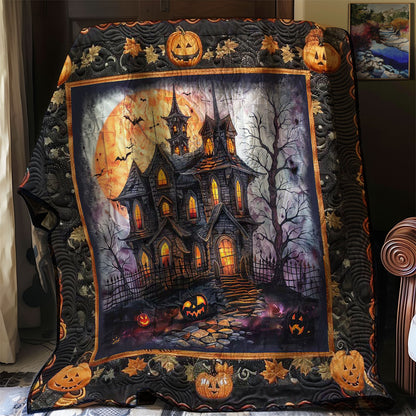 Ghostly Halloween Tower WN1908093CL Quilt