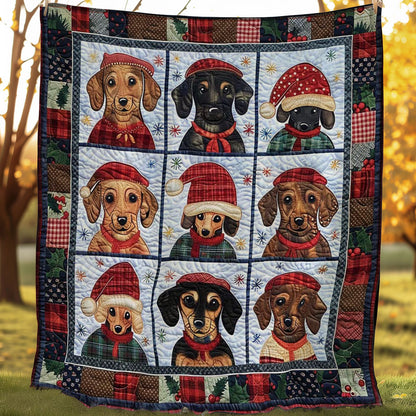 Jolly Christmas Dachshund WN1508071CL Quilt