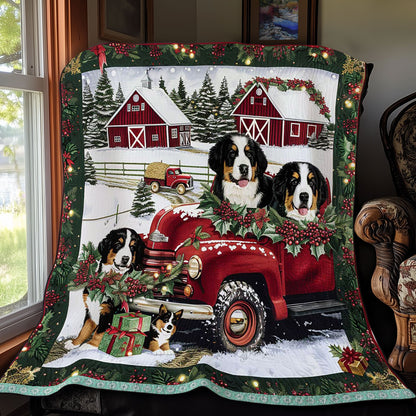 Santa's Bernese Truck WN3008025CL Quilt