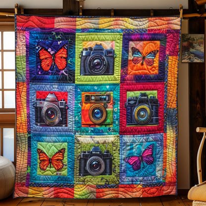 Camera’s Lively Butterfly Scenes WN2608084CL Quilt