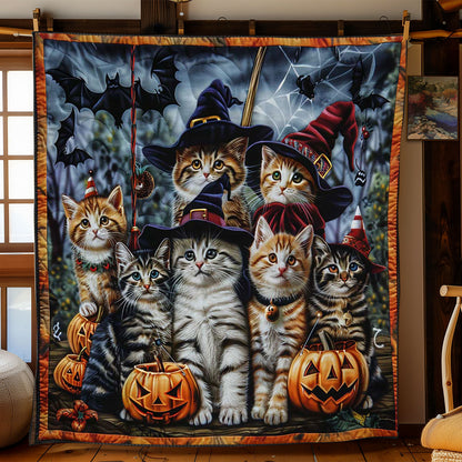 Cats In The Pumpkin Patch WN2608017CL Quilt