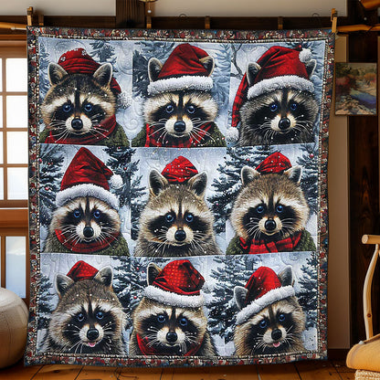 Christmas Raccoon Cheer WN1508076CL Quilt