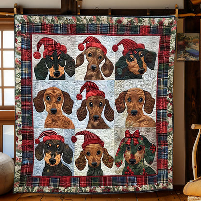 Dachshund Holiday Cheer WN1508069CL Quilt