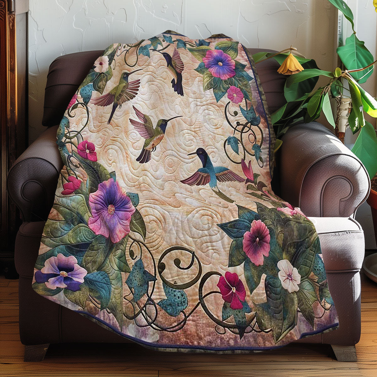 Hummingbird Haven WN2607003CL Quilt