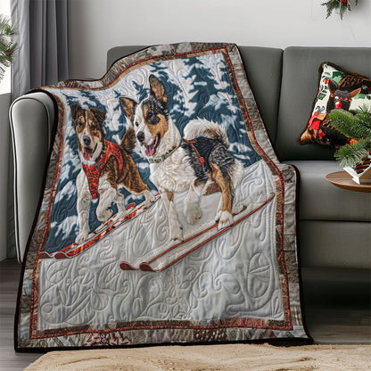 Winter Dog Skiing SR1908036CL Quilt