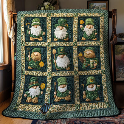 Clover Gnome Parade WN1912011CL Quilt