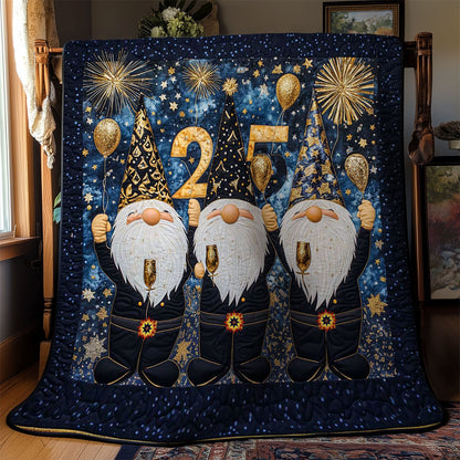 Midnight Gnome Cheers WN2012027CL Quilt