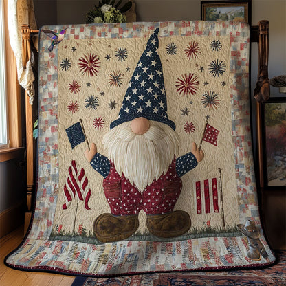 Flag Bearer Gnome WN2811010CL Quilt