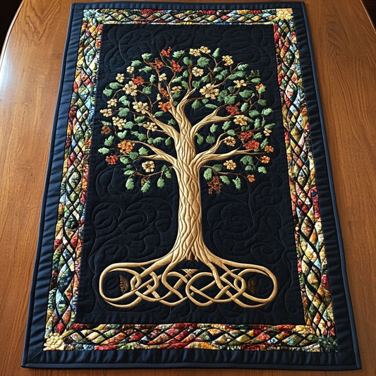 Knot Root CP3004033CL Quilted Table Runner