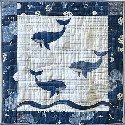 Baby Whales XR1107012CL Quilt