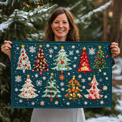 Christmas Tree Patchwork WP1909034CL Quilted Table Runner