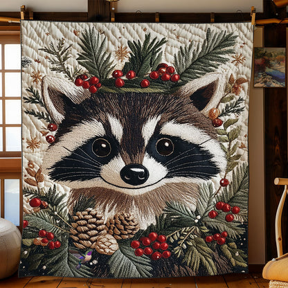 Holly Raccoon WY0611011CL Quilt