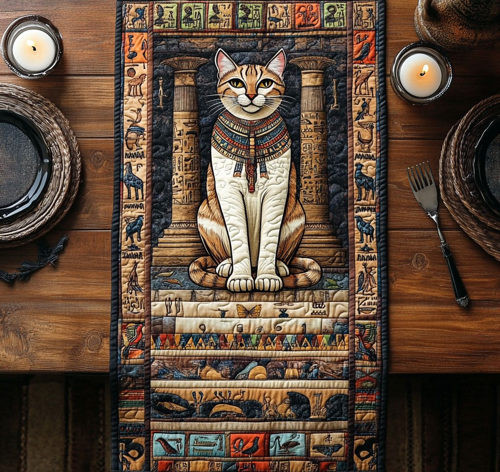Guardian Cat CW2105348CL Quilted Table Runner