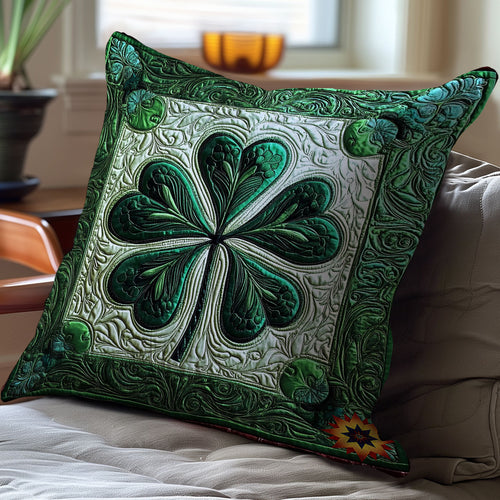 Clover WY1012096CL Quilt Pillow Case
