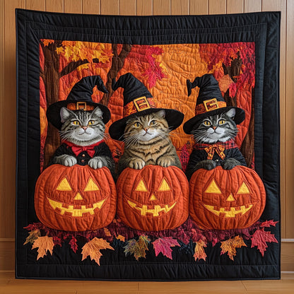 Spooky Kittens CP0409003CL Quilt