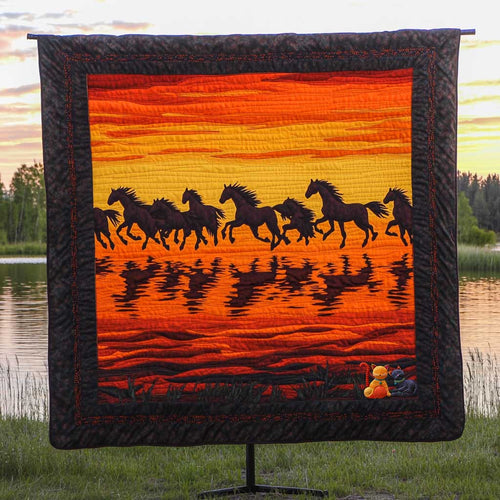 Horse Majestic Dusk WN0710044CL Quilt