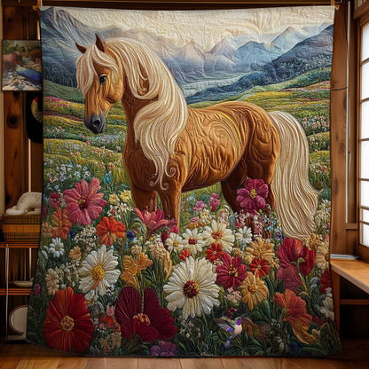 Horse In Highland WY0312044CL Quilt