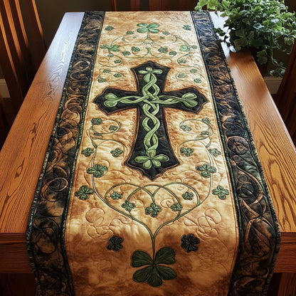 Patrick Cross WY2802019CL Quilted Table Runner