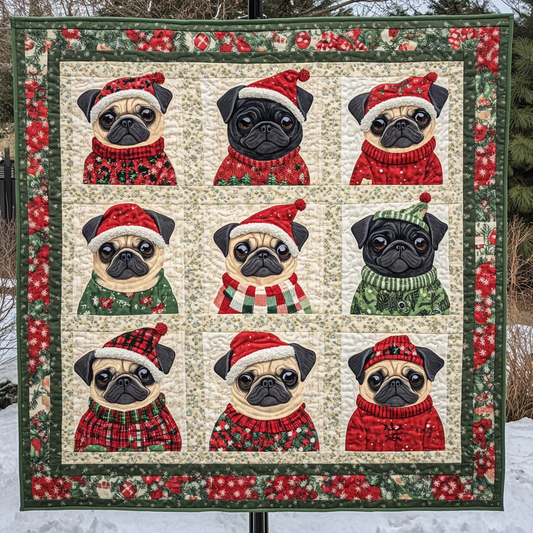 Santa Pugs XR2309016CL Quilt