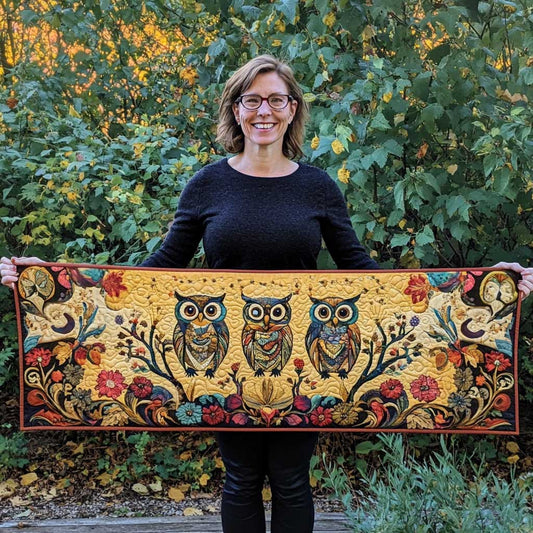 Owl WJ2309043CL Quilted Table Runner