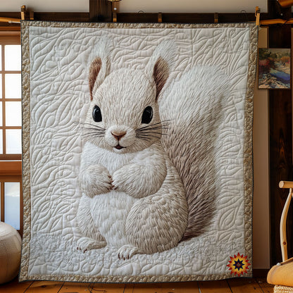 White Squirrel WY2011039CL Quilt