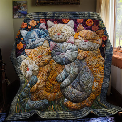 Cozy Sleeping Cat Family WY0901024CL Quilt