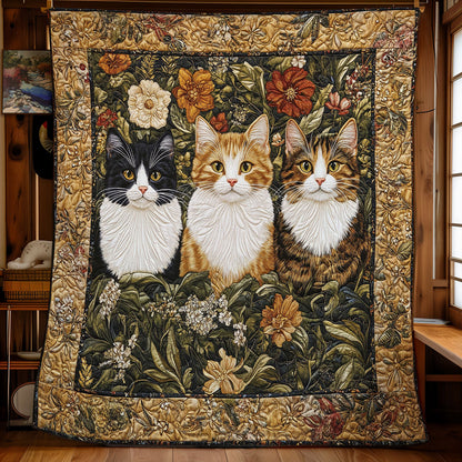 Pretty Cat In Garden WY2001013CL Quilt