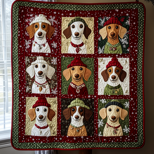 Holiday Hounds YR0201040CL Quilt