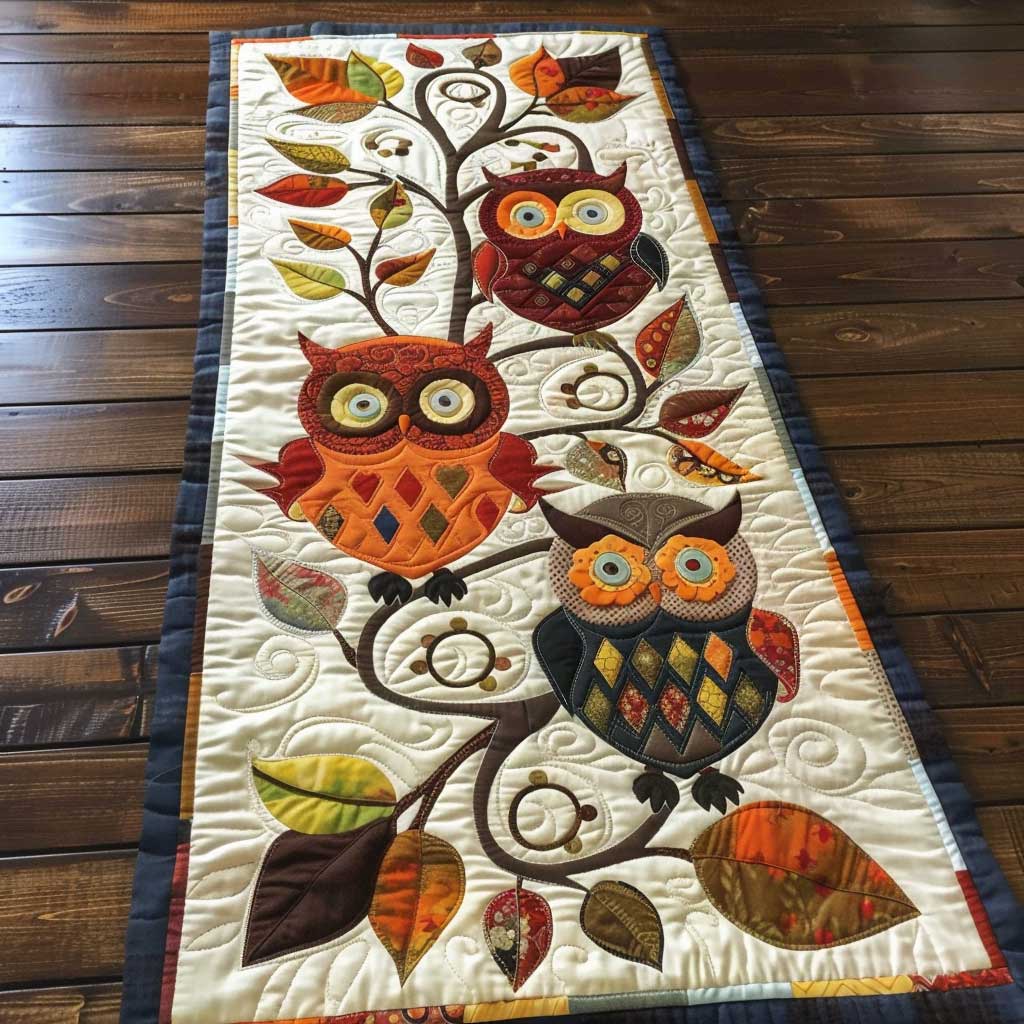 Owls WJ2907050CL Quilted Table Runner