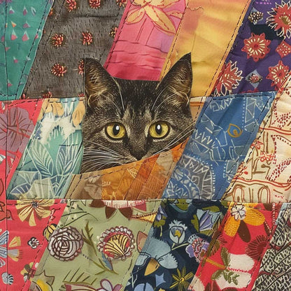 Peeking Cat WJ0108021CL Quilt