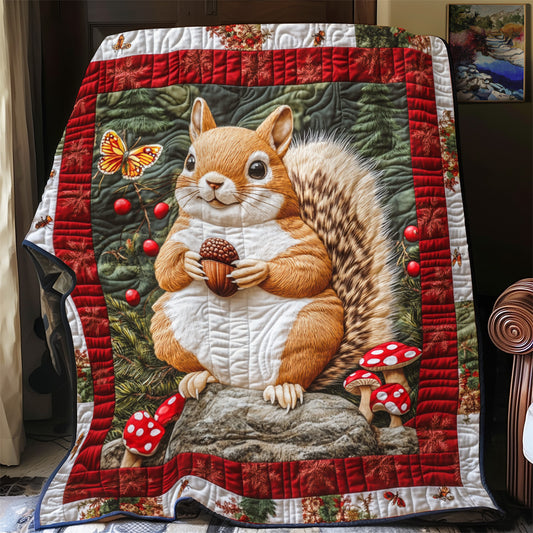 Squirrel's Autumn Gathering YR0301033CL Quilt