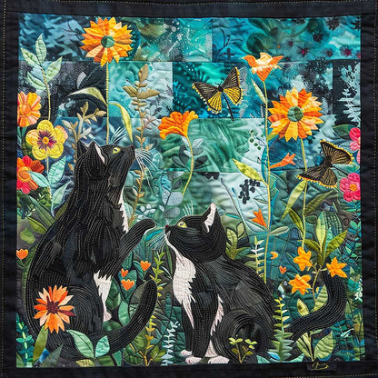 Tuxedo Cats Catch Buffterfly WO2307001CL Quilt